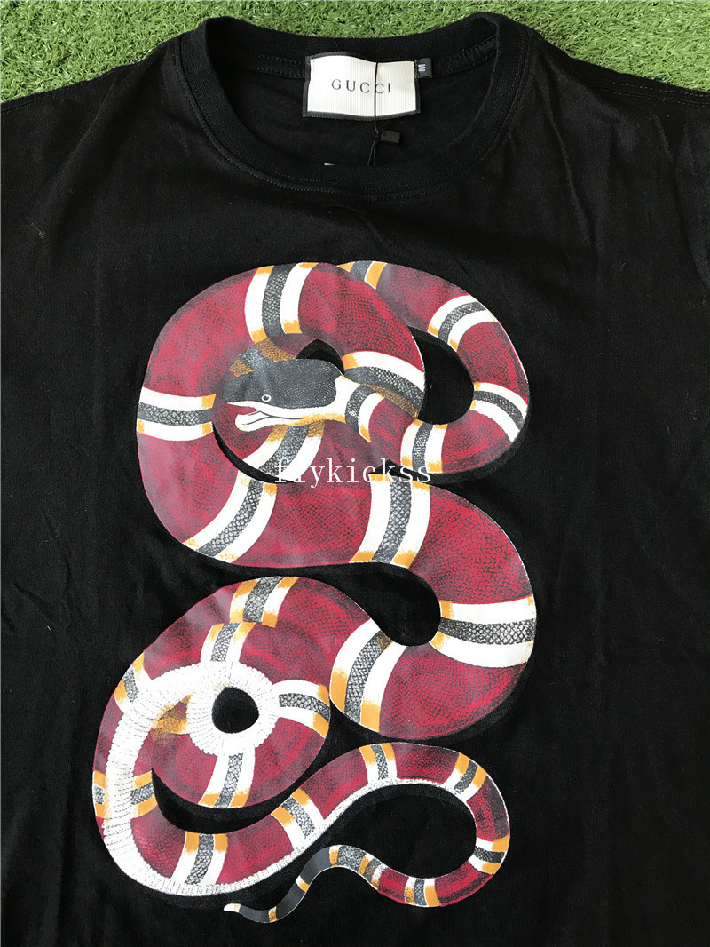 GC Tshirt Black Snake Patten